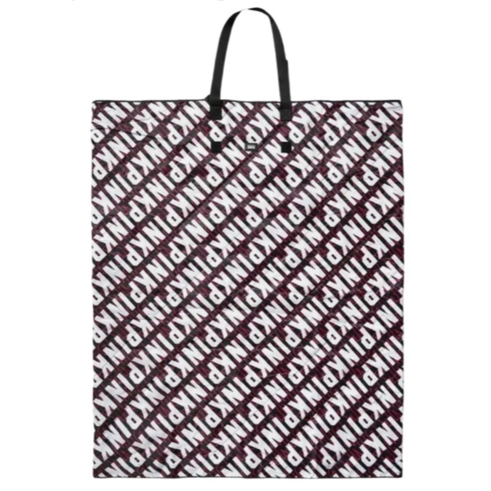 PINK • Victoria's Secret Packable Blanket Picnic Beach Festival Camping